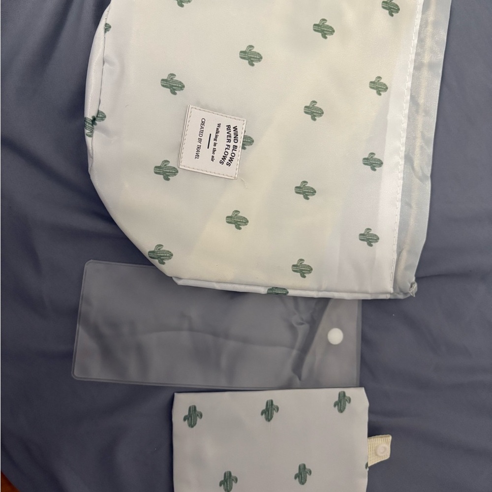 Cactus Print Drawstring Bag - Picture 12 of 12